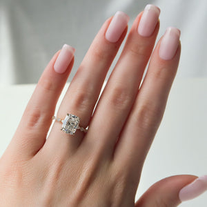 The Lindsey Set With A 2.5 Carat E. Cushion 18K Yellow Gold Lab Diamond