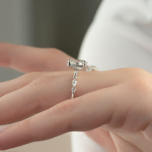 The Lindsey Set With A 1 Carat Oval 18K White Gold Lab Diamond