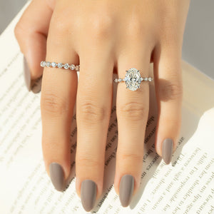The Lindsey Set With A 1 Carat Oval 18K White Gold Lab Diamond