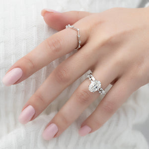 The Lindsey Set With A 1 Carat Oval 18K White Gold Lab Diamond