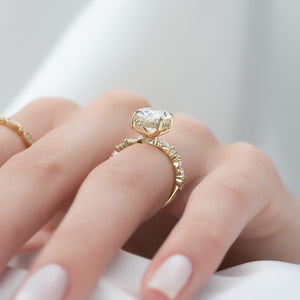 The Lindsey Set With A 1 Carat Oval 18K Yellow Gold Lab Diamond