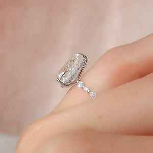 The Lindsey Set With A 1 Carat Pear 14K White Gold Lab Diamond
