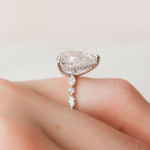 The Lindsey Set With A 1.5 Carat Pear 18K White Gold Lab Diamond