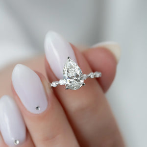 The Lindsey Set With A 1 Carat Pear 14K White Gold Lab Diamond