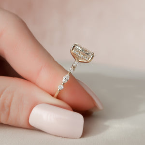 The Lindsey Set With A 1 Carat Radiant 18K Yellow Gold Lab Diamond