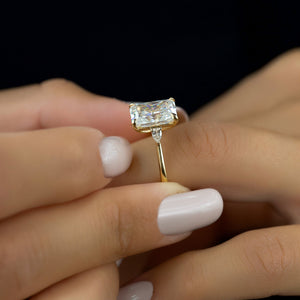 The Pears Liv Set  With A 2.5 Carat Radiant 18K Yellow Gold Moissanite