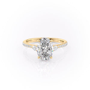 The Pears Liv Set  With A 1 Carat Oval 18K Yellow Gold Moissanite