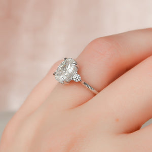 The Lia Set  With A 2.5 Carat Oval 14K White Gold Moissanite