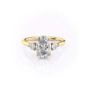 The Lia Set With A 1 Carat Oval 14K Yellow Gold Lab Diamond