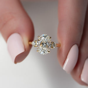 The Lia Set With A 1 Carat Oval 14K Yellow Gold Lab Diamond