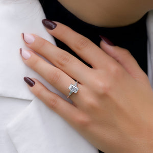 The Liv Set  With A 2.5 Carat Emerald 18K White Gold Moissanite