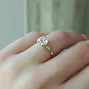 The Naomi Set With A 2 Carat Round 18K Yellow Gold Lab Diamond