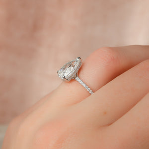 The Mandy Set  With A 1 Carat Pear 14K White Gold Moissanite