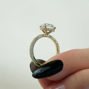 The Celine Set  With A 5 Carat Round 18K Yellow Gold Moissanite