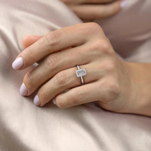 The Eve Set With A 1.5 Carat Emerald 18K White Gold Lab Diamond