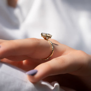 The Eve Set With A 3 Carat Pear 18K Yellow Gold Lab Diamond