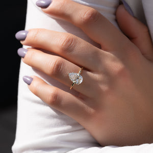 The Eve Set With A 3 Carat Pear 18K Yellow Gold Lab Diamond
