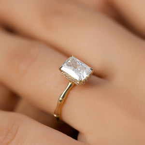 The Eve Set With A 1.5 Carat Radiant 18K Yellow Gold Lab Diamond