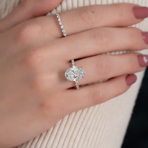 The Khloe Set With A 1 Carat Oval 18K White Gold Lab Diamond