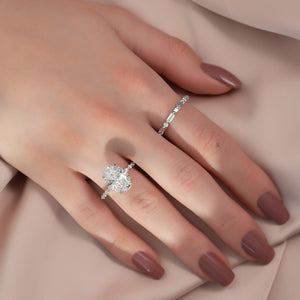 The Khloe Set With A 1 Carat Oval 18K White Gold Lab Diamond