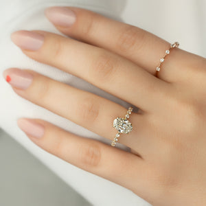 The Khloe Set With A 1 Carat Oval 18K Yellow Gold Lab Diamond