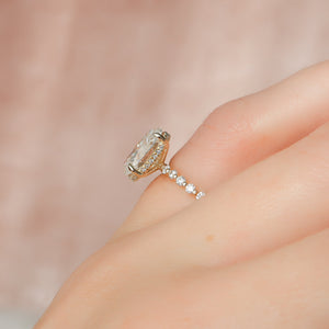 The Khloe Set With A 1 Carat Oval 18K Yellow Gold Lab Diamond