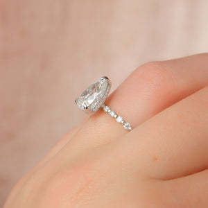 The Khloe Set With A 1 Carat Pear 18K White Gold Lab Diamond