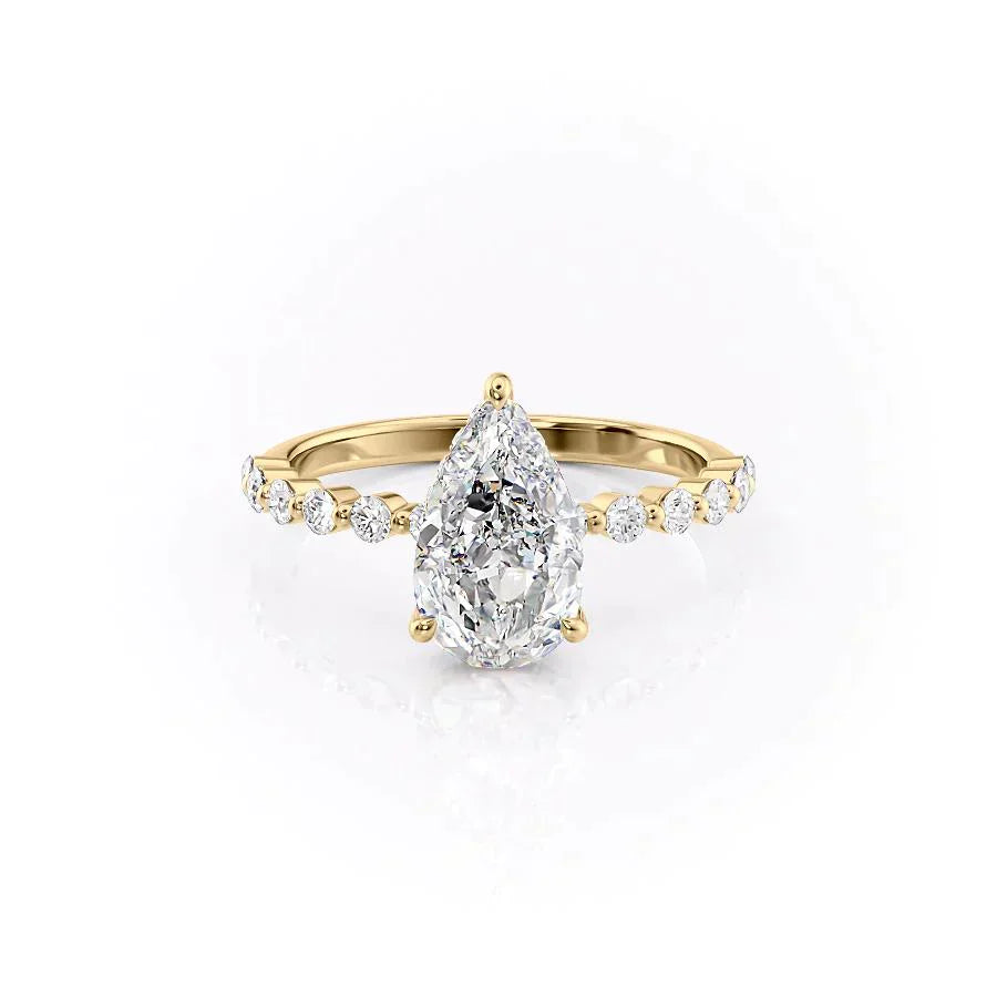 The Khloe Set With A 1 Carat Pear 18K Yellow Gold Lab Diamond