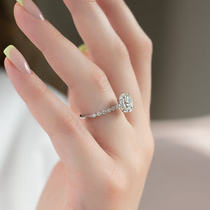 The Khloe Set With A 1 Carat Round 18K White Gold Lab Diamond