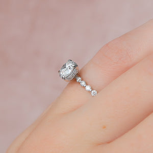 The Khloe Set With A 1 Carat Round 18K White Gold Lab Diamond