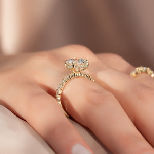 The Khloe Set With A 1 Carat Round 18K Yellow Gold Lab Diamond