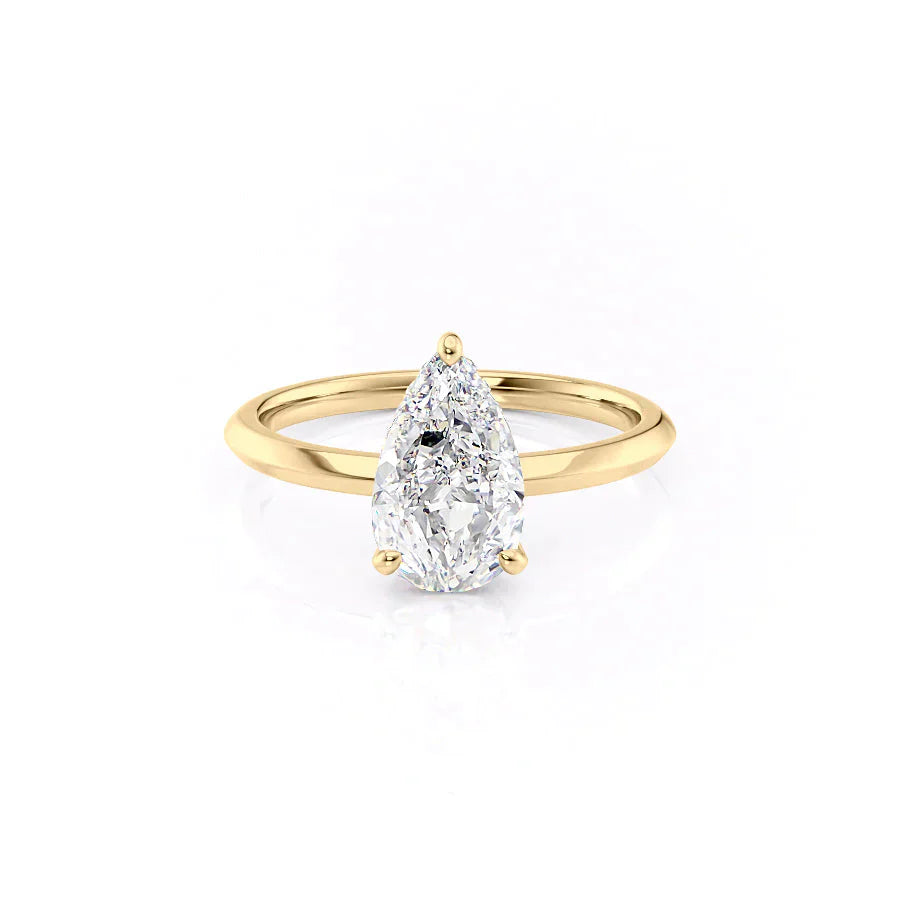 The Razor Kamellie Set With A 1 Carat Pear 18K Yellow Gold Lab Diamond
