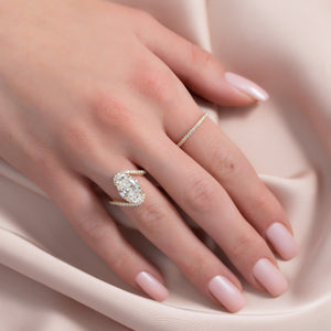 The Skyler Set With A 1 Carat Oval 18K Yellow Gold Lab Diamond