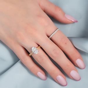 The Elizabeth Set With A 1 Carat Oval 18K Yellow Gold Lab Diamond