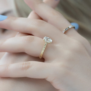 The Elizabeth Set With A 1 Carat Oval 18K Yellow Gold Lab Diamond
