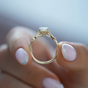 The Amber Set With A 1 Carat Emerald 18K Yellow Gold Lab Diamond