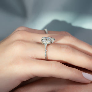 The Amber Set With A 1 Carat Pear 18K White Gold Lab Diamond