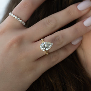 The Amber Set With A 1 Carat Pear 18K Yellow Gold Lab Diamond