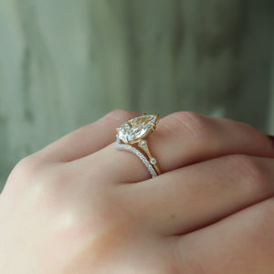 The Amber Set With A 1 Carat Pear 18K Yellow Gold Lab Diamond
