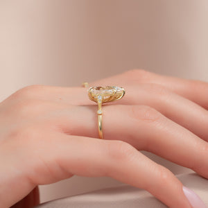 The Amber Set With A 1 Carat Pear 18K Yellow Gold Lab Diamond