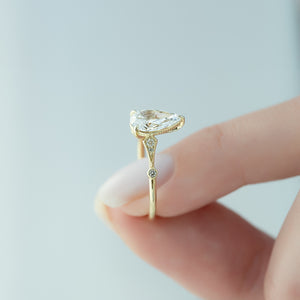 The Amber Set With A 1 Carat Pear 18K Yellow Gold Lab Diamond