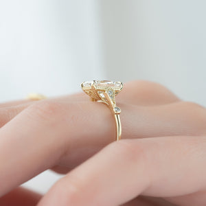 The Amber Set With A 1 Carat Radiant 18K Yellow Gold Lab Diamond