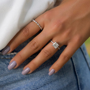 The Low Profile Kamellie Set With A 1 Carat Princess 18K White Gold Lab Diamond