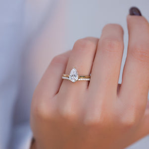 The Ellie Set With A 1 Carat Pear 18K Yellow Gold Lab Diamond