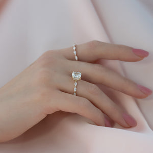 The Lucia Set With A 1 Carat Cushion 18K Yellow Gold Lab Diamond