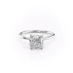 The Solitaire Petal Kamellie Set   With A 1.5 Carat Cushion 18K White Gold Moissanite
