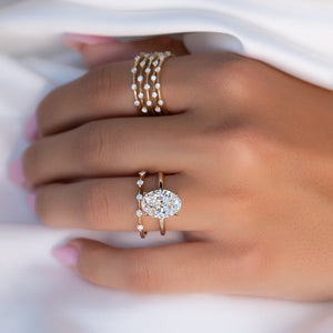 The Solitaire Petal Kamellie Set   With A 3.5 Carat Oval 18K Yellow Gold Moissanite