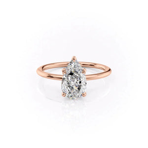 The Solitaire Petal Kamellie Set   With A 3.5 Carat Pear 14K Rose Gold Moissanite