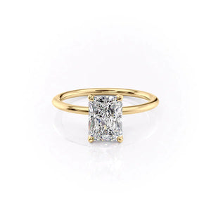 The Solitaire Petal Kamellie Set   With A 2.5 Carat Radiant 18K Yellow Gold Moissanite
