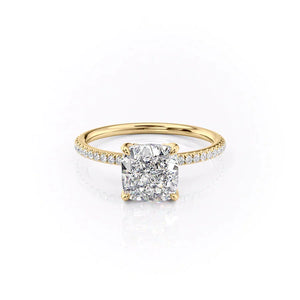 The Petal Kamellie Set With A 3 Carat Cushion 18K Yellow Gold Lab Diamond